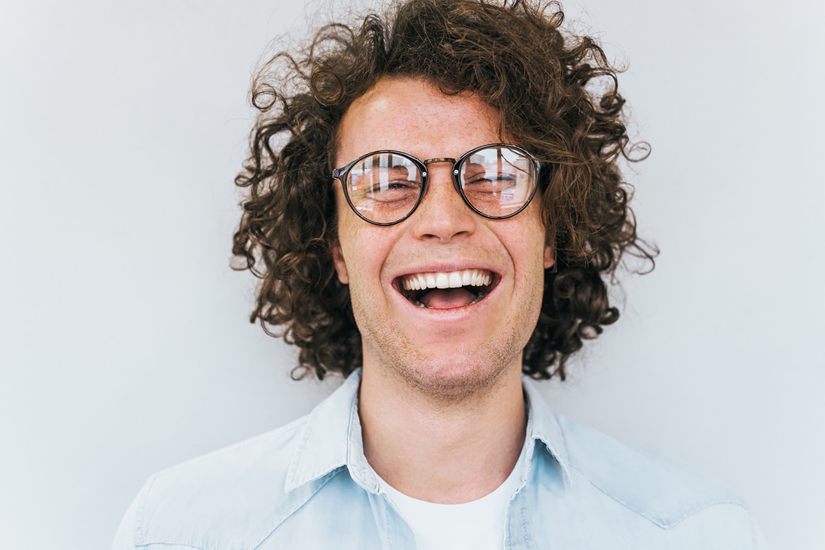 Smile makeover vs single cosmetic treatment how to choose the right approach blog